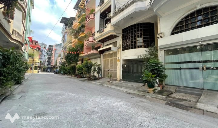 Bán nhà phân lô quân đội vip Thanh Xuân, 56.5m2, mặt tiền 6m, 4 tầng, lô góc 2 thoáng, ô tô vào nhà