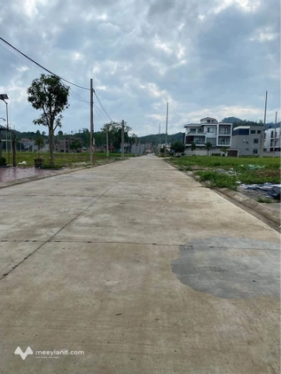 Cần bán mảnh đất 94m2, mặt tiền 8,8m, đường Nguyễn Cơ Thạch, đường rộng thênh thang