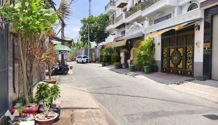 Cho thuê mặt bằng tầng 1, MT: 10m, Hương lộ 2, Bình Trị Đông, phù hợp làm văn phòng, cửa hàng, spa