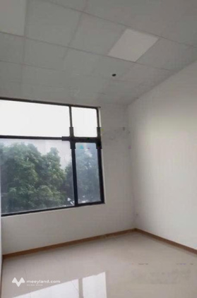 Cho thuê sàn thương mại, khối đế chung cư làm văn phòng