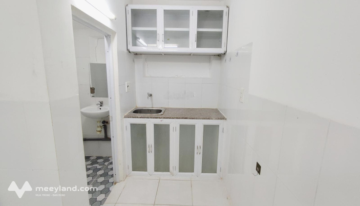 Giường, cửa sổ, gạch full | Ngã tư Đ.C2 Lê Văn Lương ( Nhà trọ Anh Vinh)