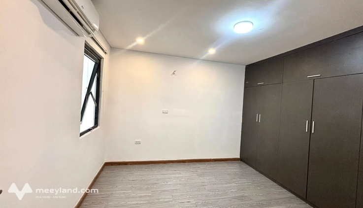 Cần bán chung cư 70m2, 2 phòng ngủ - 2wc tại Happy Star Tower, Việt Hưng, Long Biên chỉ 4,5 tỷ