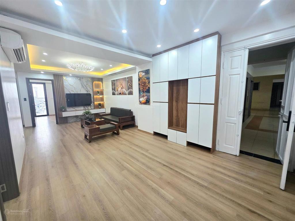 * 0936 461 *** tôi chuyển sang nhà rộng hơn cần bán căn 56m2 , c37 bắc hà, 17 tố hữu, thanh xuân