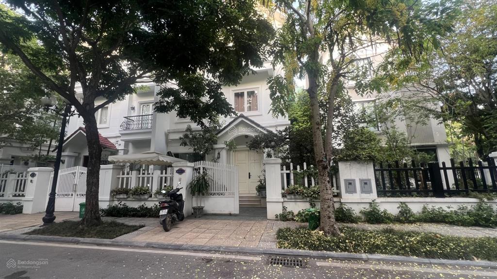 Biệt thự anh đào riverside cần bán nhanh gọn, giá tốt