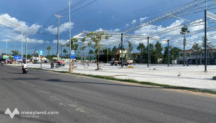 Cho thuê 8200m² kho xưởng showroom Võ Nguyên Giáp Cần Thơ - Ngang 127m - Pháp lý đất SKC