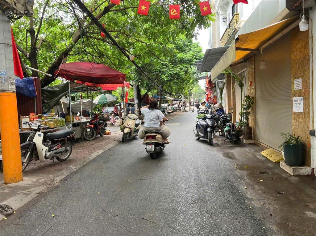 Mặt phố cống thôn hà huy tập đặng công chất, 162m2 mt 6,5m trung tâm ngã 4 chợ, vỉa hè rộng, kd tốt