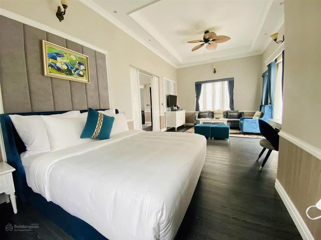 Giá tốt bất ngờ! villa nghỉ dưỡng ven đô view hồ sen chỉ xách vali về ở