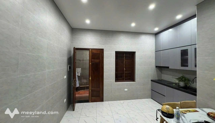 Cho thuê nhà riêng Trần Khát Chân, Hai Bà Trưng, giá 11 triệu/tháng