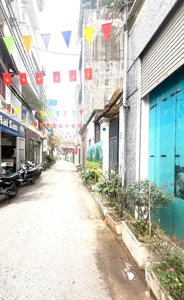 Chính chủ gửi bán nhà Ngô Gia Tự, Việt Hưng 75m² - hơn 10 tỷ, ngõ nông, gần ô tô