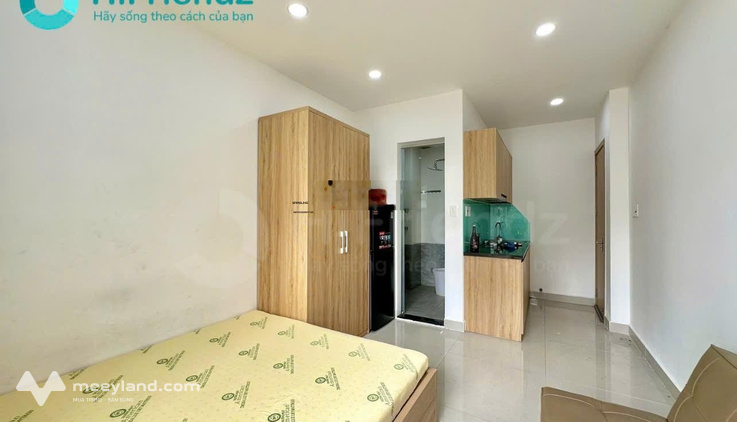Studio full nội thất | Cửa sổ - Ban công gần Mai Chí Thọ sau The Sun