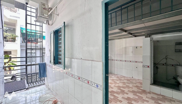 Siêu rộng có ban công thang máy ở Lê Văn Quới, gần Ngã 4 Xã thuận tiện đi lại