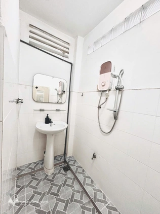 Cho thuê MBKD mặt tiền đường Lý Thái Tổ quận 3 ngay góc Nguyễn Thị Minh Khai
