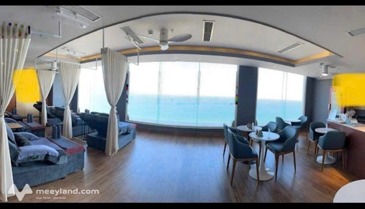 Cho thuê mặt bằng tầng cao trong khách sạn 4* Võ Nguyên Giáp vị trí view biển. Giá: 170tr/th