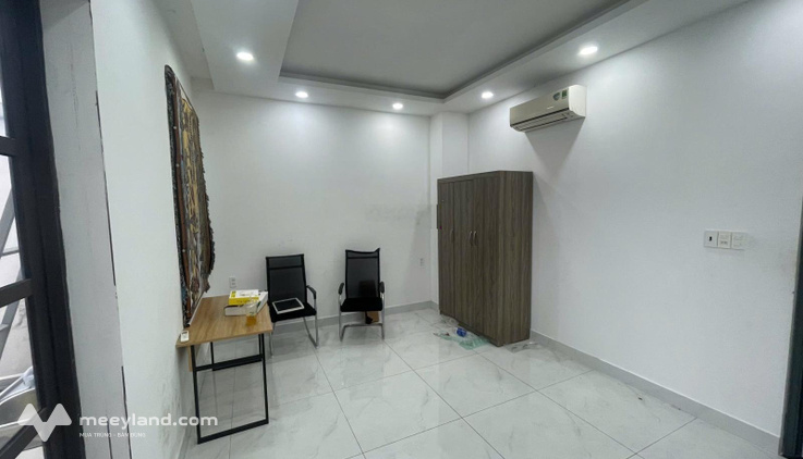 4tr5 chính chủ cho thuê VP tại CityLand GV. Ngay trung tâm - full tiện nghi