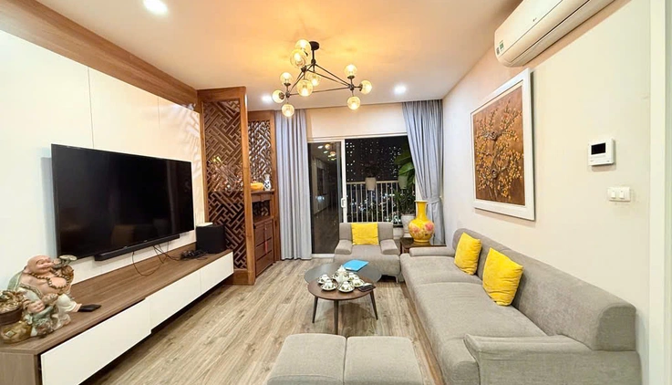 Bán gấp căn hộ 3 phòng ngủ thuộc Khu đô thị Nam Cường, ngõ 234 Hoàng Quốc Việt