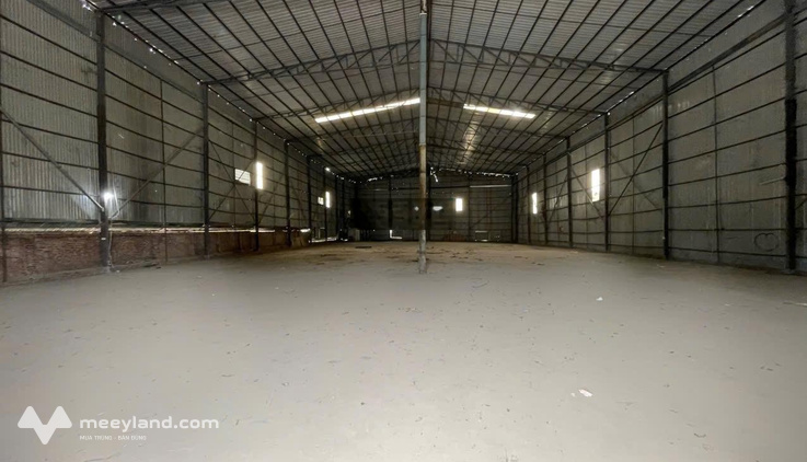 Cho thuê kho xưởng mặt đường 1600m2 tại xã Hoà Thạch, Quốc Oai