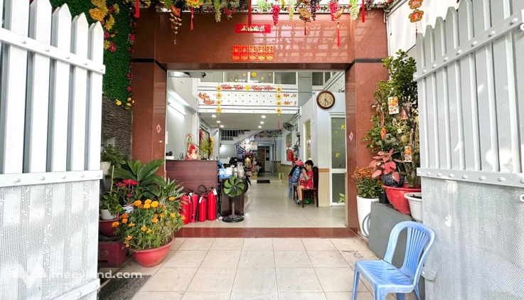 Cho thuê văn phòng, ngay mặt tiền số 10 đường Tôn Thất Thuyết, P, 18,Q4. Giá cực tốt chỉ 9t/tháng.