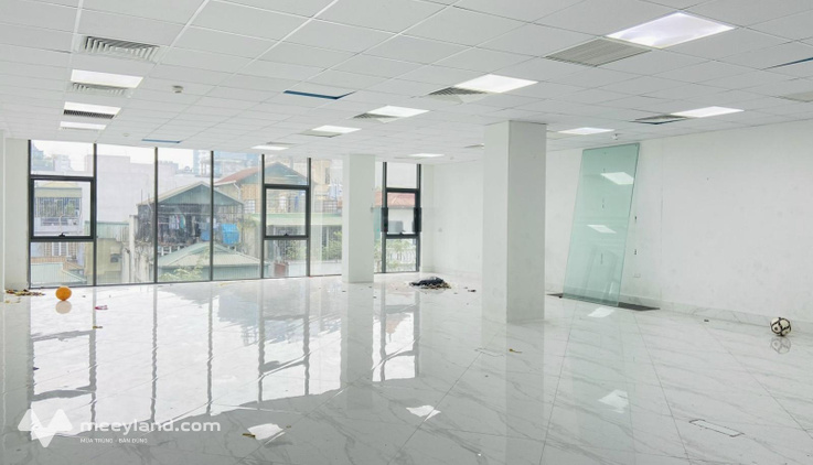Văn phòng 65m² tại số 10 Nguyễn Văn Huyên - Cầu Giấy. Chỉ 6 triệu/th