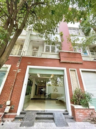 Cho thuê liền kề làng Việt Kiều Châu Âu, 85m2 x 4 tầng, 25 triệu/tháng