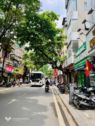Hàng hiếm Ba Đình - khu dân cư văn minh - vài bước ra phố - 7,05 tỷ
