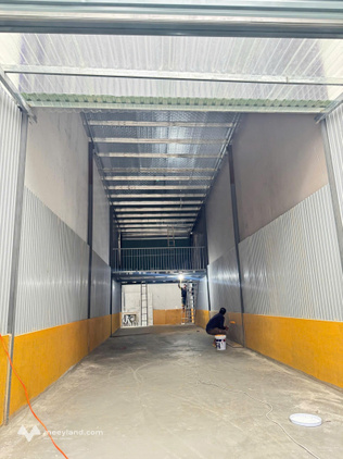Chính chủ cho thuê kho 120m2. Giá rẻ 18tr BL - ĐTT