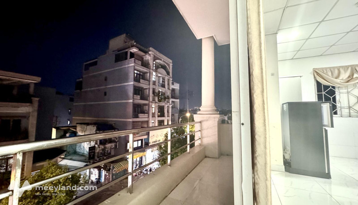 Cho thuê căn hộ cửa sổ ban công hầm xe thang máy full công năng