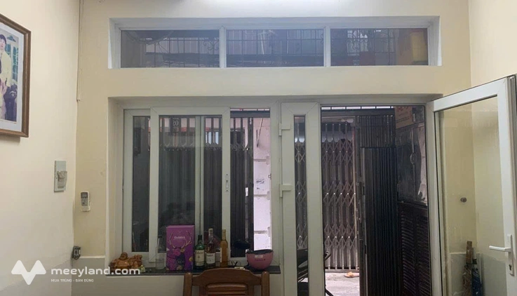 Cần bán nhà tại Kim mã 31, 35m2, 4 tầng, 3 ngủ, 10,5 tỷ