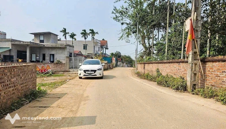 Cho thuê 2000m2 tại Yên Bình, Thạch Thất, Quốc Oai, Hà Nội