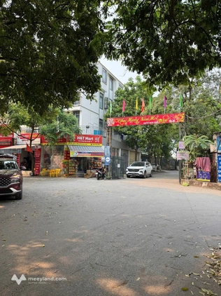 Bán liền kề biệt thự Phùng Khoang (ngõ 67), 130m² x 5 tầng thô, vị trí kinh doanh, ô tô đỗ ngày đêm, sổ đỏ chính chủ
