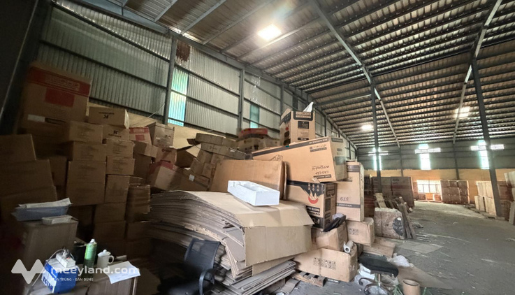 Cho thuê hẻm xe công Luỹ Bán Bích 960m giá 115tr