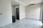 Kiot mặt tiền đường- phòng riêng tư, có cửa sổ lớn sát vách khu cnc