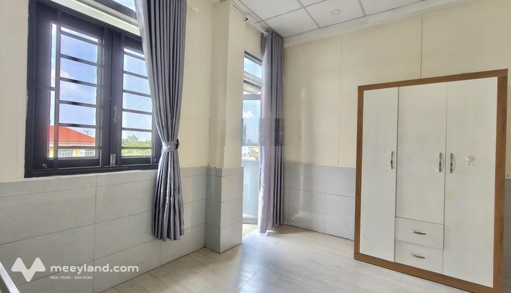 Trống studio 3,8 tr/th - ban công riêng - full nội thất ngay Kinh Tế Luật - Kí túc xá khu B