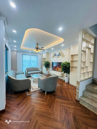 Chính chủ cho thuê chung cư E3b Yên Hoà, số 7 Vũ Phạm Hàm, 12 triệu/tháng, 94m2, Đường Vũ Phạm Hàm