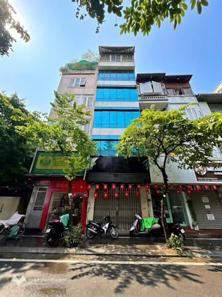 Cần bán nhà 38 - 41m2 tại Sơn Tây (Ba Đình) với 5 tầng, 3 ngủ, ngang 4,2m, giá 26,5 tỷ