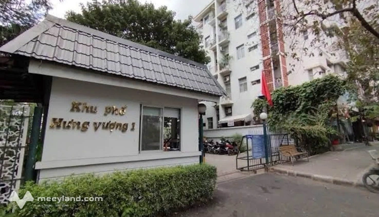 Bán căn hộ 2 tầng Hưng Vượng 1, khu có thang máy