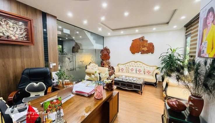 Hiếm biệt thự đẹp 4 tầng An Phú Villa, 180m2, mặt tiền 10m, vị trí vip, dòng tiền ổn định, giá 40 tỷ