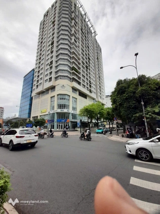 Cao ốc Tản Đà view mặt tiền đường Nguyễn Trãi