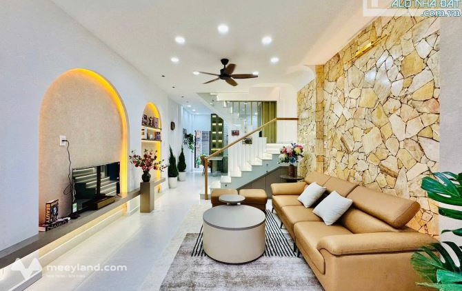Chủ ngộp bán gấp 3,14 tỷ đường Lê Văn Sỹ, quận Phú Nhuận, diện tích 48m2