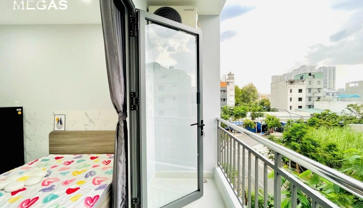 Studio Full NT - Ban công lớn giá rẻ gần Trường Đại Học UMT Q2