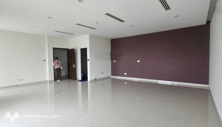Văn phòng Golden King PMH 58m² có sẵn máy lạnh âm trần. LH 0909448284 Ms Hiền