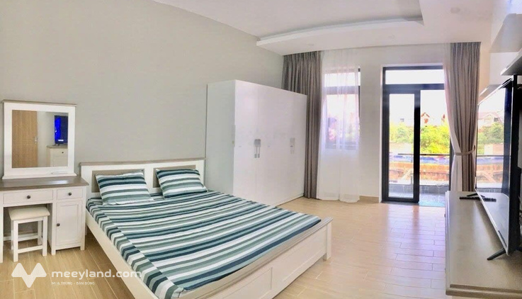 Cho thuê phòng ban công, rộng 50m², Quận 7, tiện ích đầy đủ, 6,5tr