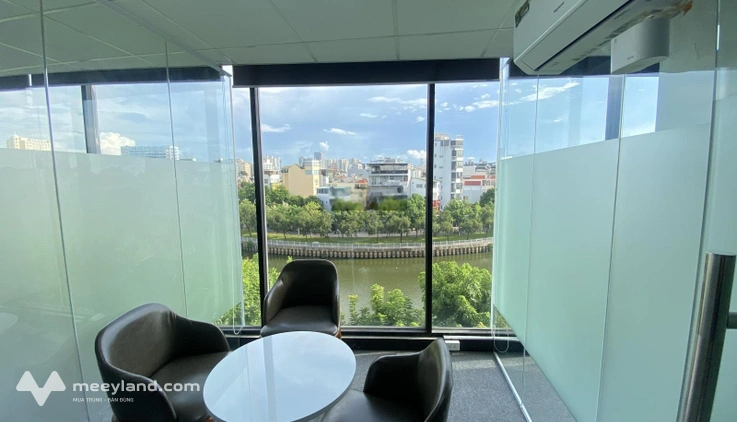 Văn phòng view sông Hoàng Sa - Tầng cao - 154m²