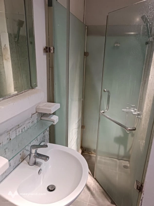 Căn hộ CC phố cổ Hàng Bún, Ba Đình, sân vườn sáng thoáng, ô tô đỗ cổng. 6tr, LH 0917420066