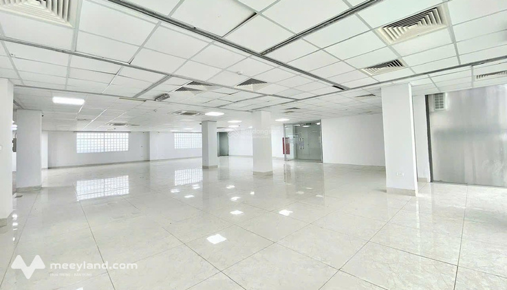 Cho thuê văn phòng mặt 311 phố vũ tông phan/70m2/100m2/200m2/320m2/giá tốt hiếm có