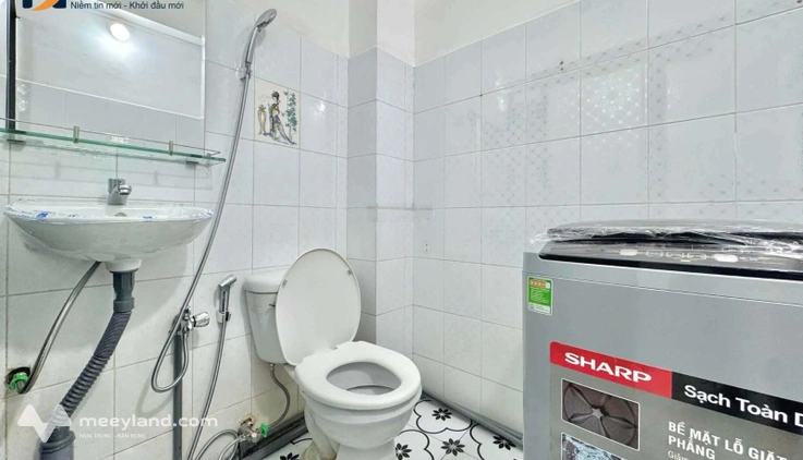 Cho thuê phòng trọ tại Lạc Long Quân, kế ĐH Văn Hiến, 23m², đầy đủ nội thất