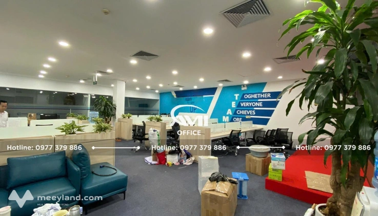 Cho thuê văn phòng tòa Audi Tower số 8 Phạm Hùng, DT 230m2 giá 200k/m2/tháng. Vào ngay tháng 8