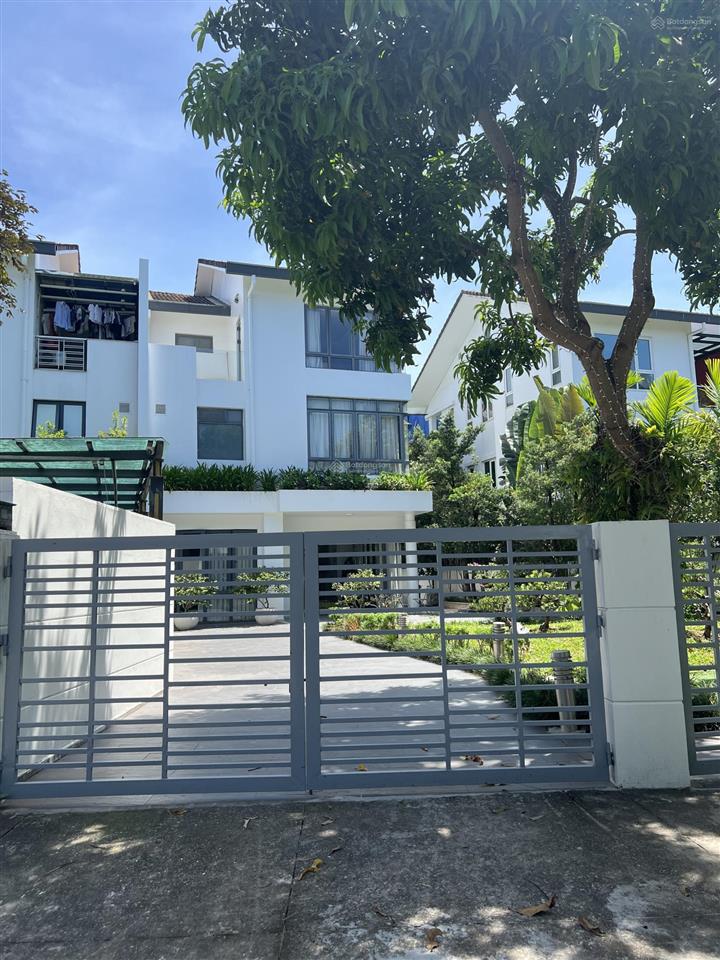 Bán bt song lập gamuda gardens 318m² mt 11m giá 113 tỷ kiến trúc sư võ trọng nghĩa.