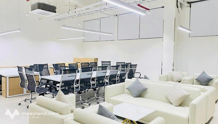 Cần cho thuê sàn văn phòng thương mại diện tích lớn 2000m2/sàn tại trung tâm Quận 10-LH 0906970252