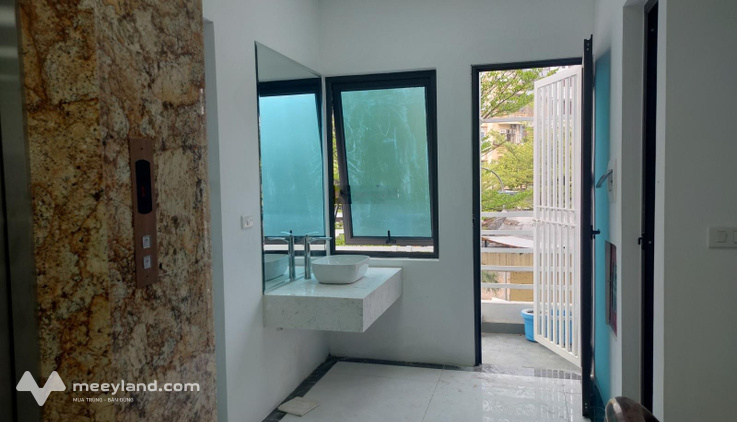 Cho thuê sàn văn phòng 100m² tại Trung Kính chỉ 16tr