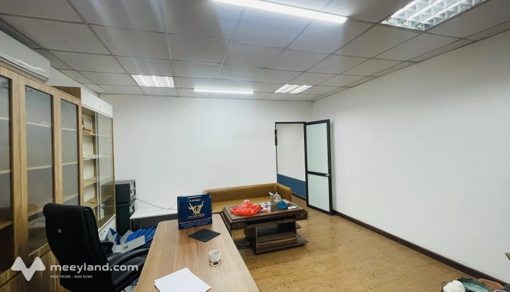 Chỉ 12,5 triệu có ngay văn phòng tại phố Trần Thái Tông, Cầu Giấy, chia sẵn, full nội thất